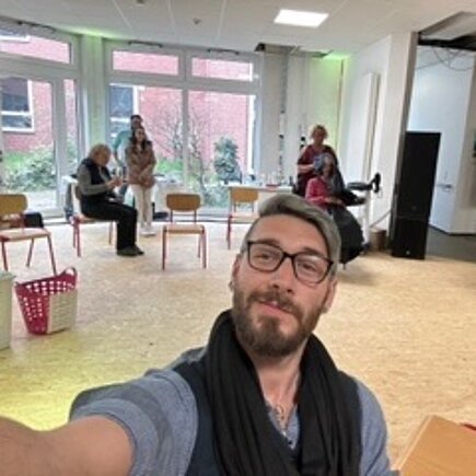 Das Bild zeigt Tobias Wiedemann.