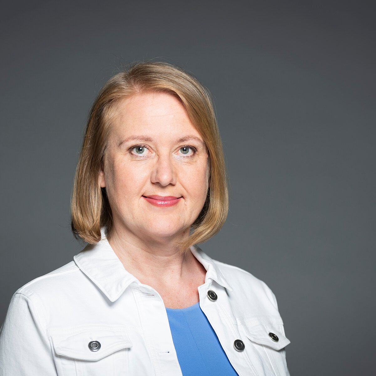 Porträtfoto Lisa Paus, Bundesministerin für Familie, Senioren, Frauen und Jugend