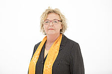 Ein Porträtfoto von Susanne Tatje