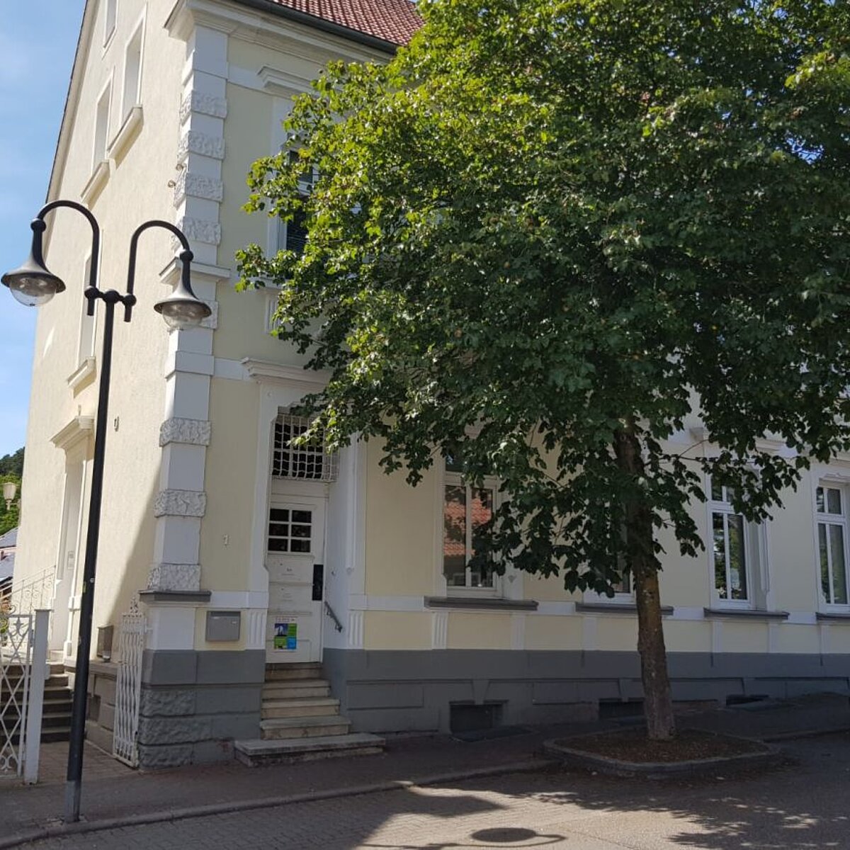 das Büro und der große Raum