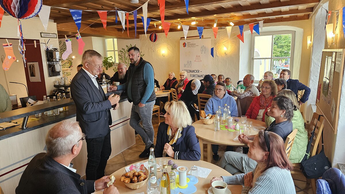 Bürgermeister begrüßt die Neubürgerinnen und Neubürger, die im Laufe des letzten Jahres nach Waldmünchen gezogen sind