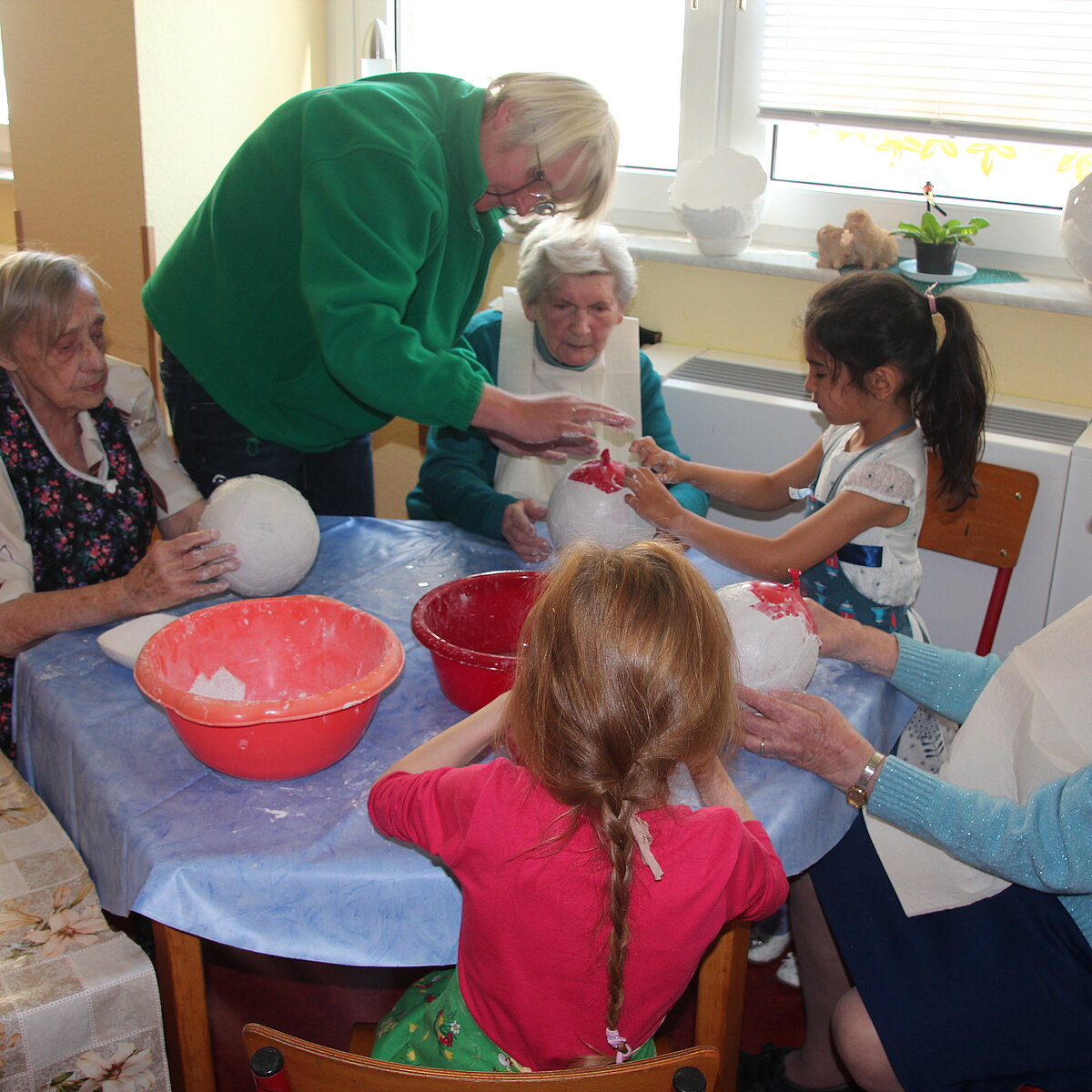 Senior*innen mit Kindern